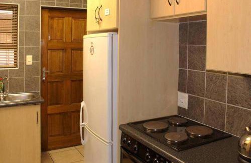 Wavecrest Apartment | Apartment ∙ 2 bedrooms ∙ 4 guests