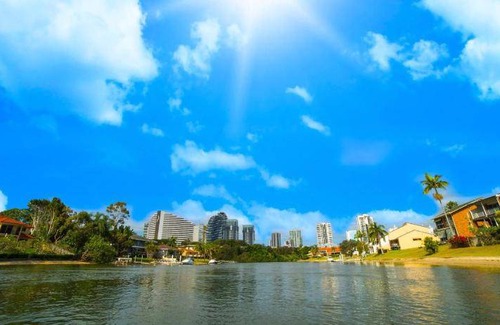 Broadbeach Waters Apartment | Apartment ∙ 2 bedrooms ∙ 6 guests