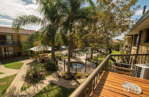 Broadbeach Waters Apartment | Apartment ∙ 2 bedrooms ∙ 6 guests