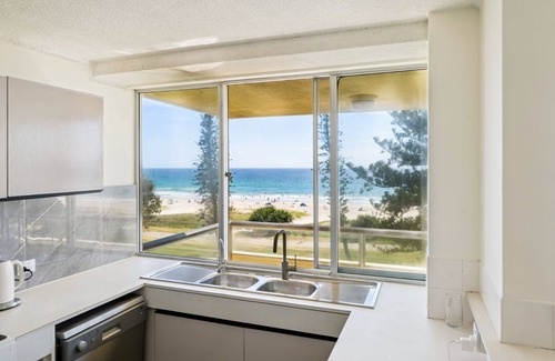 Miami Apartment | Beachfront Apartment on the Esplanade