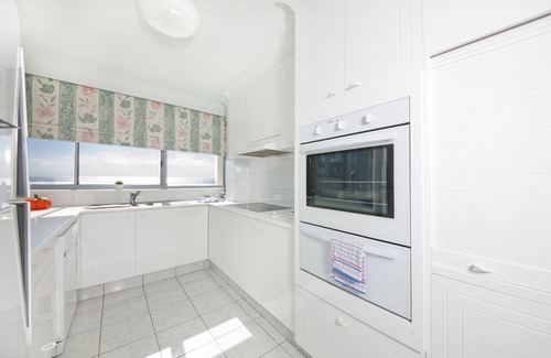 Surfers Paradise Apartment | Berkeley on the Beach