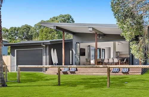 Gold Coast House | Brand New 4BR Beach House South Stradbroke, Pool