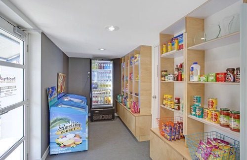 Mermaid Beach Apartment | BreakFree Diamond Beach