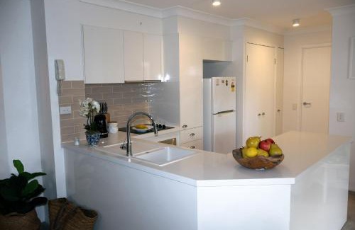 Burleigh Heads Apartment | Burleigh on the Beach