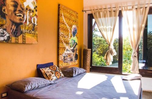 San Juan del Sur House | Casa Del Arte - rooms with private and shared bathrooms