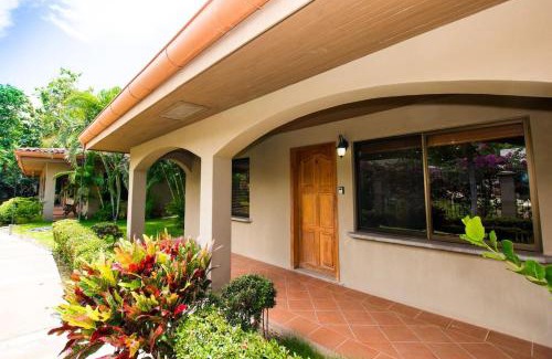 Brasilito House | Charming unit that sleeps 4 - with pool - walking distance from Brasilito Beach
