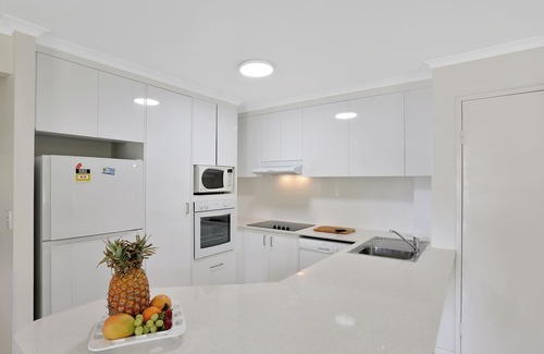 Main Beach Apartment | Chidori Court