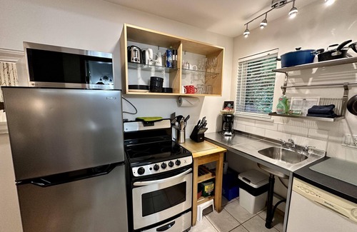Ucluelet Cabin | Cozy Cabin centrally located close to walking trails and beaches!