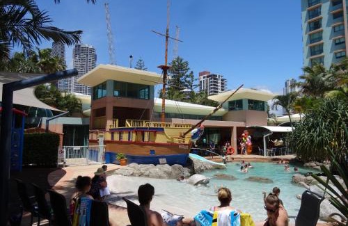 Surfers Paradise Apartment | Crown Towers