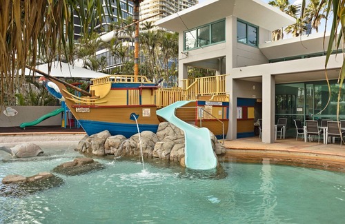 Surfers Paradise Apartment | Crown Towers Luxury 3 Bedroom Apartment