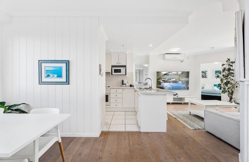 Labrador Apartment | Crystal Bay on the Broadwater