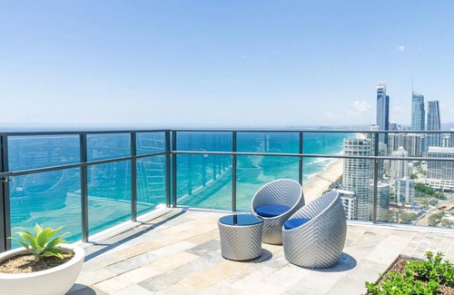 Surfers Paradise Apartment | Deluxe High Floor 2 Bedroom Apartment - GCHM