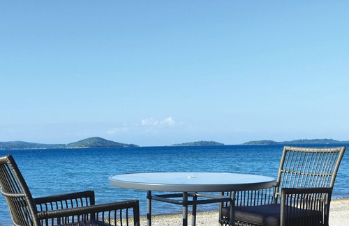Volivoli Villa | Dua Dua Beach Resort Luxury Family Villa No. 1