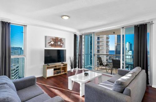Surfers Paradise Apartment | Elara - Scenic Resort Living above Surfers Paradise