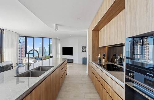 Broadbeach Apartment | Encore Broadbeach