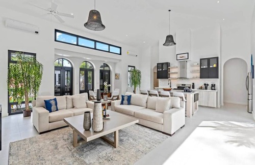 Potrero House | House ∙ 5 bedrooms ∙ 14 guests