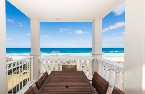 Broadbeach Apartment | La Grande Apartments Broadbeach