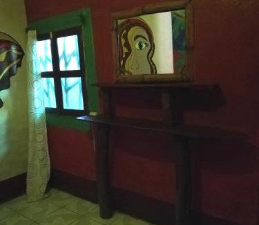 Balgue House | Lazy Crab Hostel