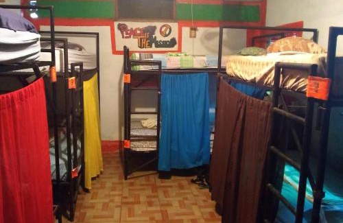 Balgue House | Lazy Crab Hostel