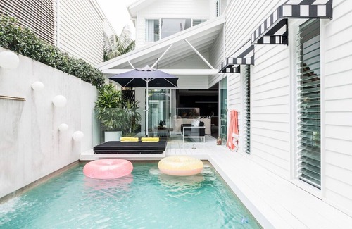 Gold Coast House | Le Palms - A Beach House, Pool