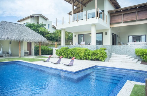 Guacalito de La Isla Villa | Luxury Villa *Guacalito de la Isla *With Staff *Pool *Terrace *Day Pass Included