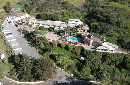 Central Malibu Hotel | Malibu Country Inn