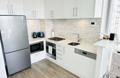Southport Apartment | Modern Apartment with great Amenities