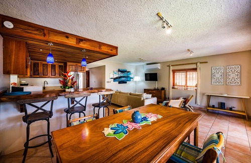 Playa Langosta Apartment | Ocean & Sunset views terrace Direct Beach Access