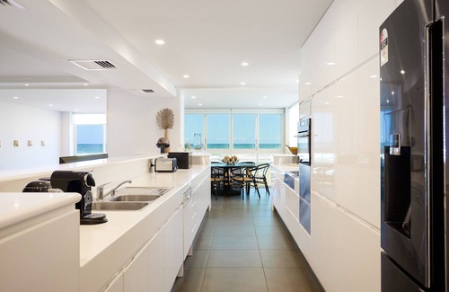 Main Beach House | One of Gold Coast's Premier Properties