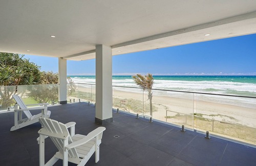 Main Beach House | One of Gold Coast's Premier Properties