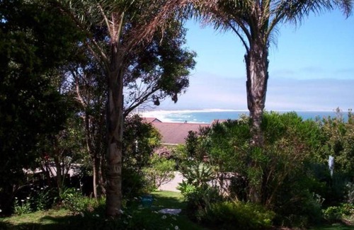 Wavecrest Resort | Private room ∙ 4 guests