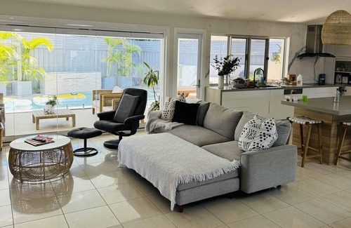 Mermaid Waters Resort | Private room ∙ 1 guest