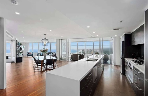 Gold Coast Apartment | Q1 4 Bedroom Sub Penthouse (South)