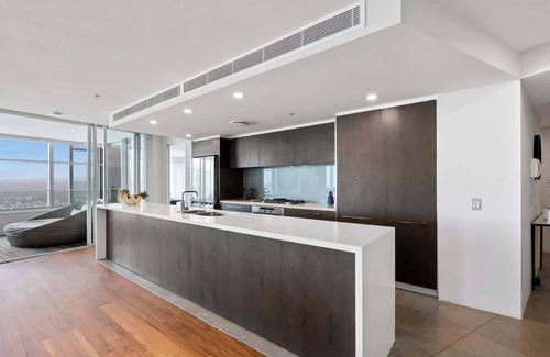 Gold Coast Apartment | Q1 4 Bedroom Sub Penthouse (South)
