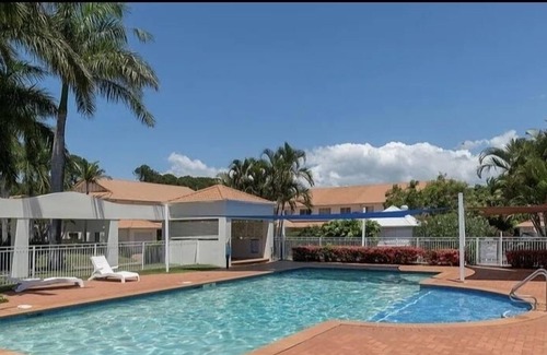 Gold Coast House | Sanctuary in Golfers Heaven