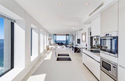 Surfers Paradise Apartment | Soul Ocean View
