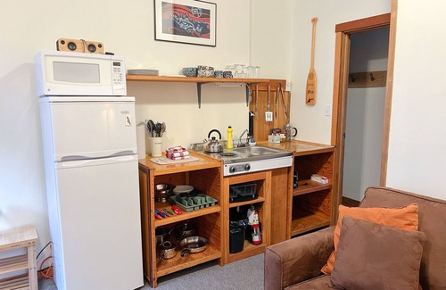 Ucluelet Apartment | Steps from the Beach! ~ Near Wild Pacific Trail! ⎮ Orca
