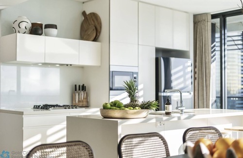 Broadbeach Apartment | Superior 3 Bedroom Apartment at The Oracle
