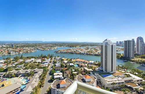 Surfers Paradise Apartment | Surfers Paradise Ocean Prestige Luxury Vacation Apartment