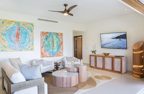 Guacalito de La Isla Condo | Terraza H5 Fully Equipped Luxury Penthouse @ Guacalito de la Isla