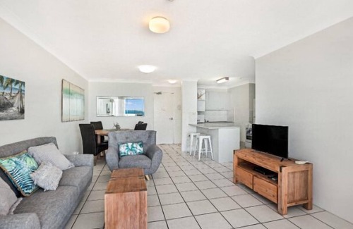 Burleigh Heads Apartment | The apartment in the heart of Burleigh, in Burleigh. Level3!