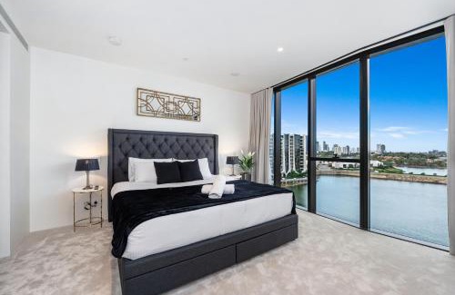 Mermaid Waters Apartment | The Lanes A life of Luxury.