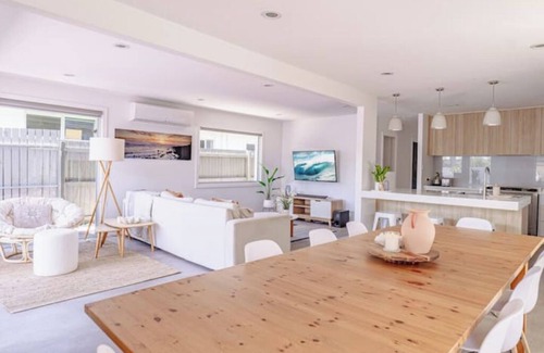 Miami House | The Palm House - Sun, Surf and Style Miami!