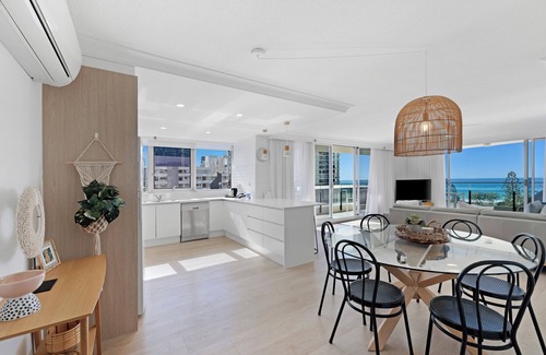 Broadbeach Apartment | ULTIQA Beach Haven At Broadbeach