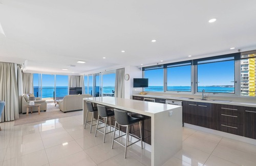 Broadbeach Apartment | ULTIQA Beach Haven At Broadbeach