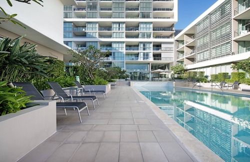 Broadbeach Waters Apartment | ULTIQA Freshwater Point Resort