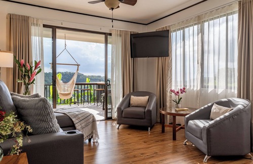 Quebrada Grande House | Villa Alma de Campo Monteverde