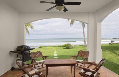 Rancho Santana Condo | Villas Iguana A-6: Beachfront Condo