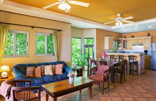Playa Colorado Condo | Villas Iguana Beachfront A-2