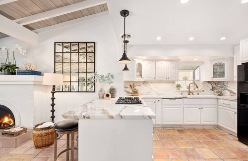 West Newport House | !0% DISCOUNT OCTOBER/NEWPORT BEACH 4BEDRM LUXURY HOME W PICKLE BALL COURTS